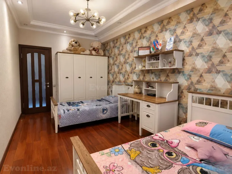 Satılır 3 otaqlı Mənzil Yeni tikili 160 m² 28 May m. - şəkil 10