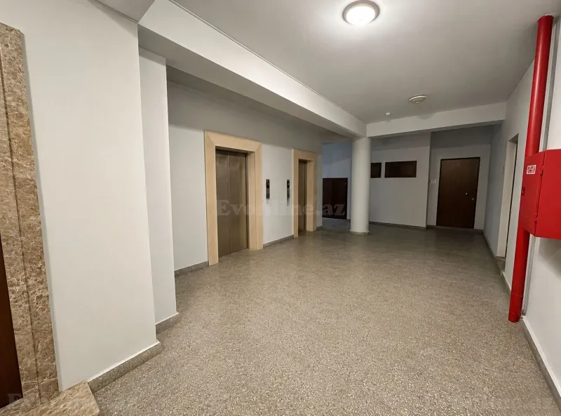 Satılır 3 otaqlı Mənzil Yeni tikili 160 m² 28 May m. - şəkil 18