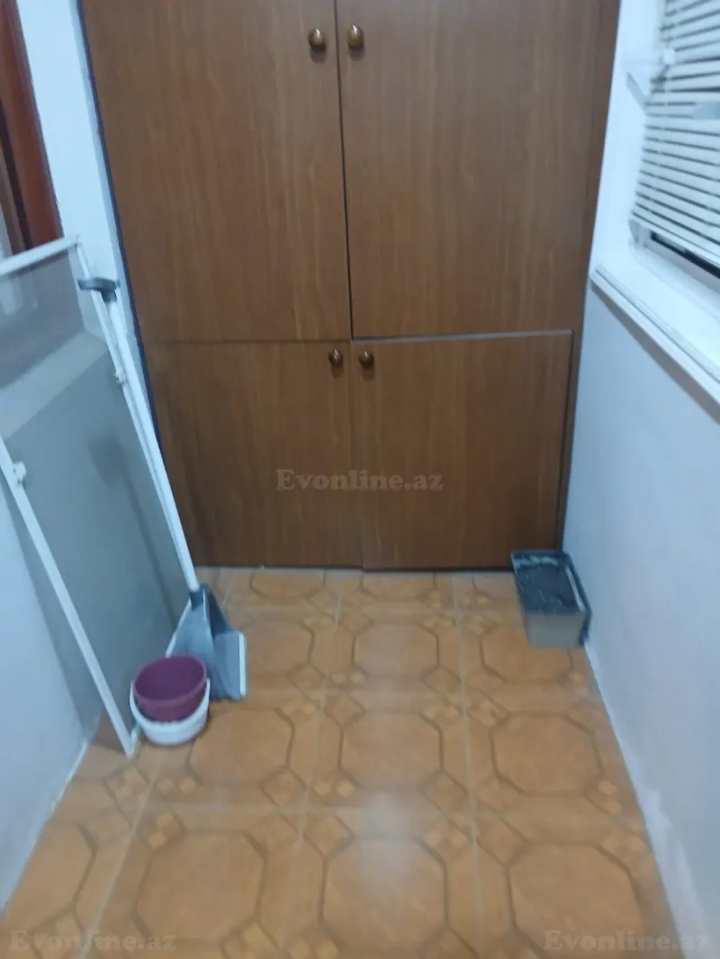 Satılır 4 otaqlı Mənzil Köhnə tikili 110 m² Azadlıq prospekti m. - şəkil 5