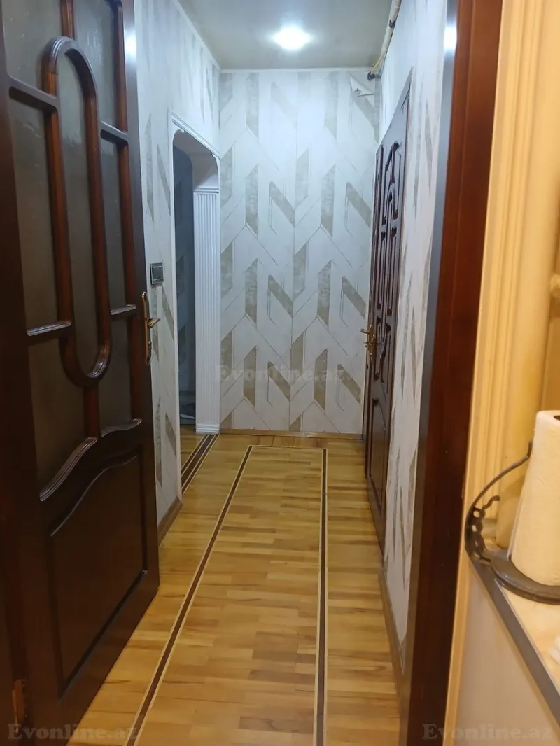 Satılır 4 otaqlı Mənzil Köhnə tikili 110 m² Azadlıq prospekti m. - şəkil 7