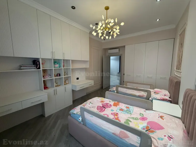 Satılır 4 otaqlı Mənzil Yeni tikili 185 m² Ağ şəhər - şəkil 19