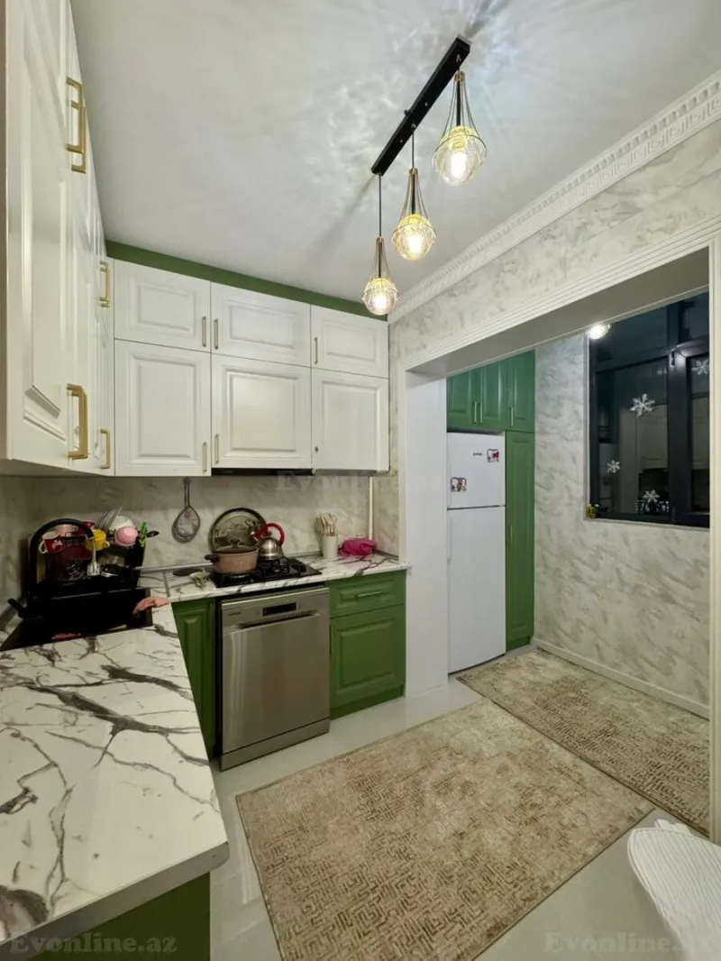 Satılır 2 otaqlı Mənzil Köhnə tikili 65 m² 20 Yanvar m. - şəkil 5