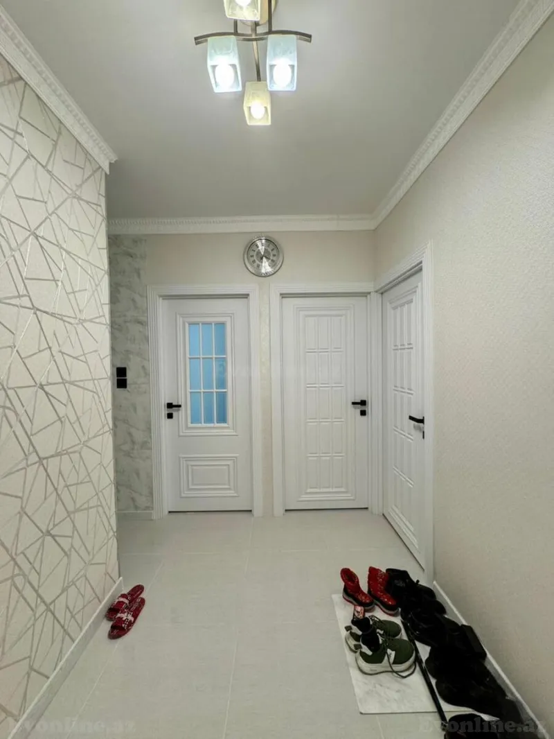 Satılır 2 otaqlı Mənzil Köhnə tikili 65 m² 20 Yanvar m. - şəkil 12