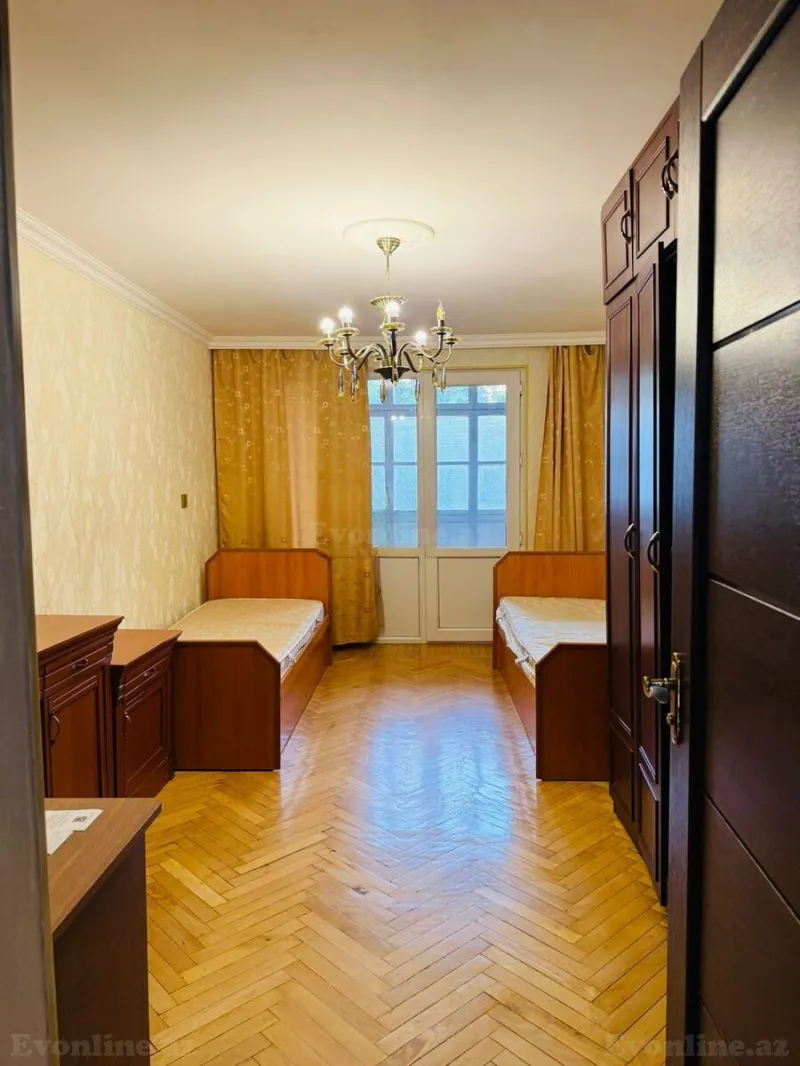 Satılır 3 otaqlı Mənzil Köhnə tikili 75 m² Elmlər Akademiyası m. - şəkil 3