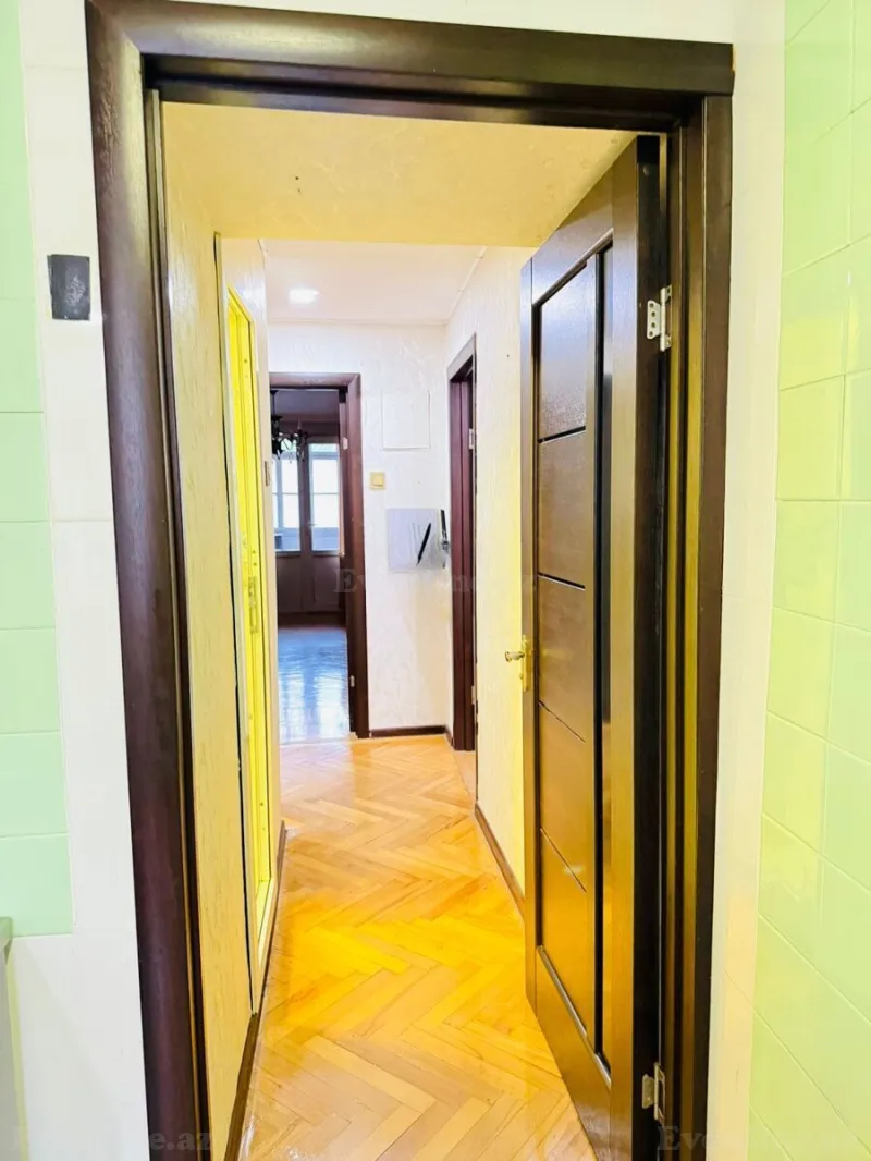 Satılır 3 otaqlı Mənzil Köhnə tikili 75 m² Elmlər Akademiyası m. - şəkil 7
