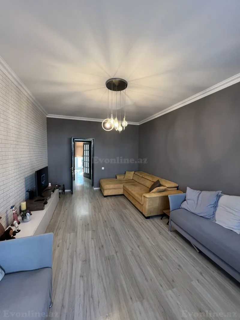 2 otaqlı Mənzil 60 m² Elmlər Akademiyası m. Satılır
