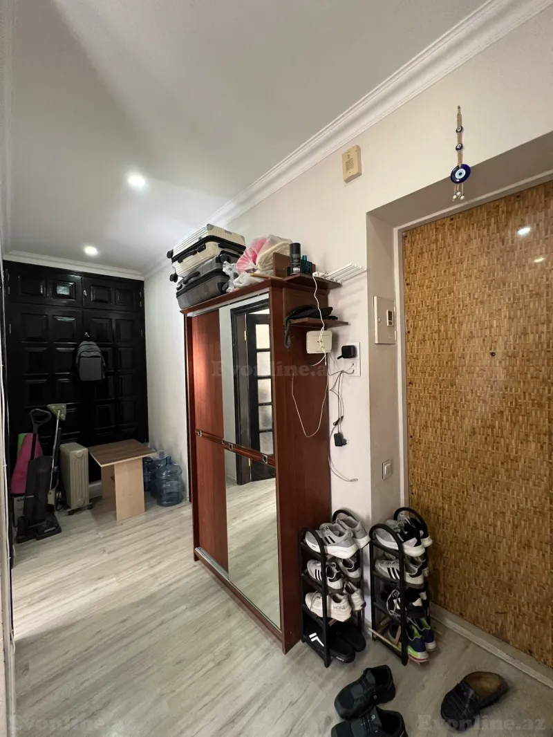 Satılır 2 otaqlı Mənzil Köhnə tikili 60 m² Elmlər Akademiyası m. - şəkil 9