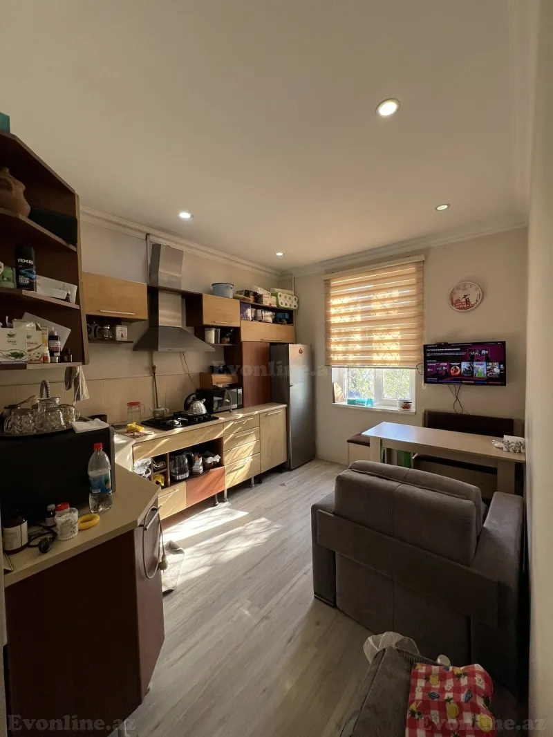 Satılır 2 otaqlı Mənzil Köhnə tikili 60 m² Elmlər Akademiyası m. - şəkil 12