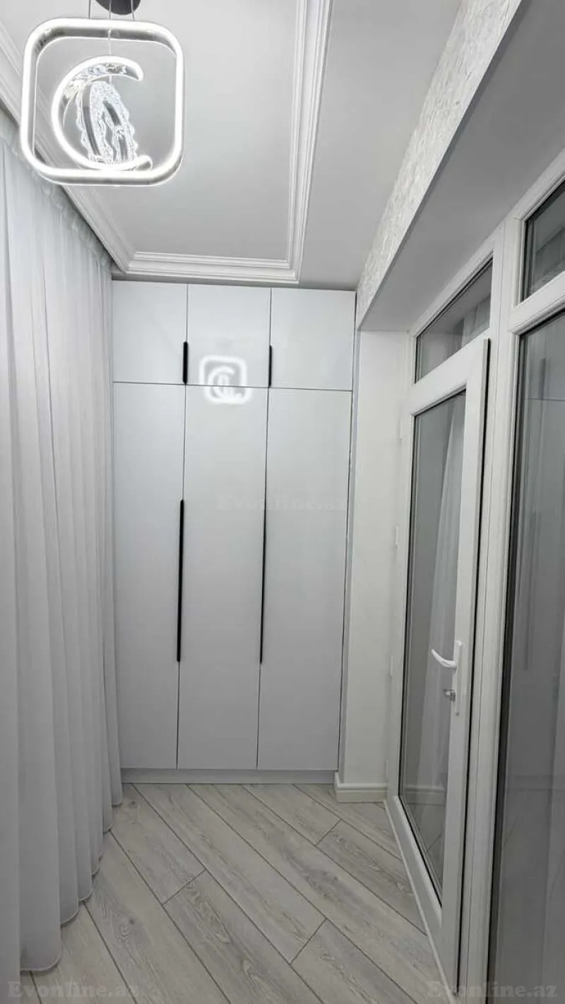 Satılır 3 otaqlı Mənzil Köhnə tikili 75 m² Gənclik m. - şəkil 13