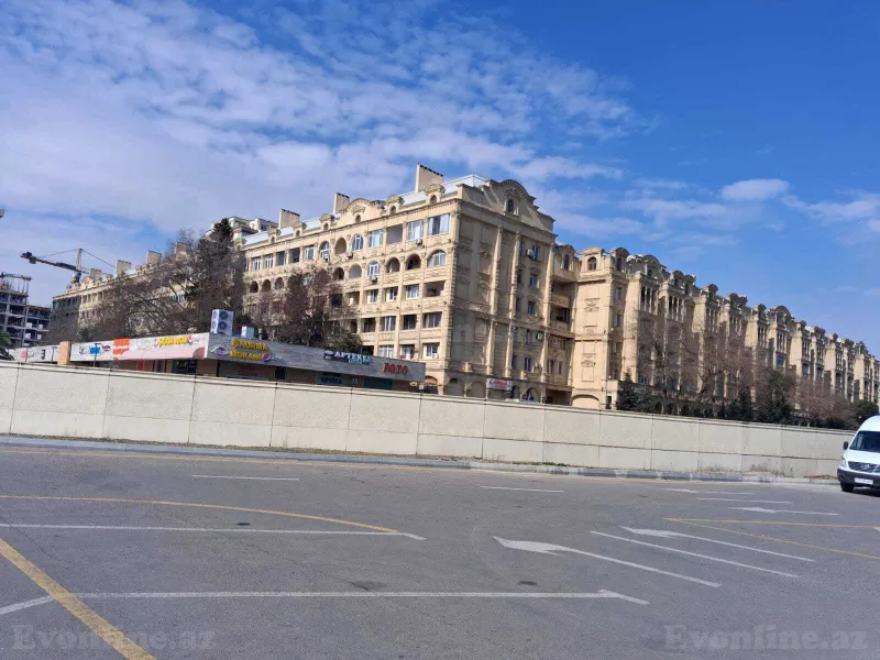 Satılır 3 otaqlı Mənzil Köhnə tikili 75 m² Gənclik m. - şəkil 23