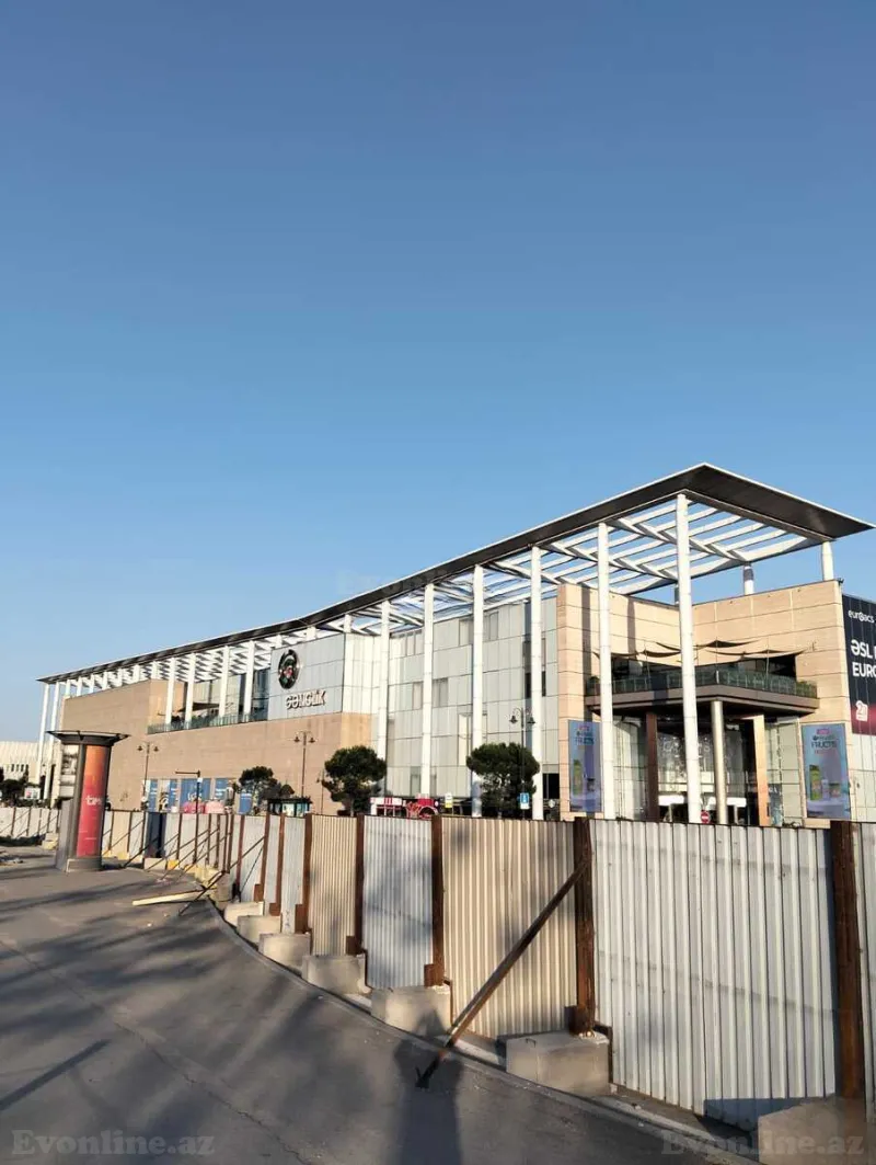 Satılır 3 otaqlı Mənzil Köhnə tikili 75 m² Gənclik m. - şəkil 24