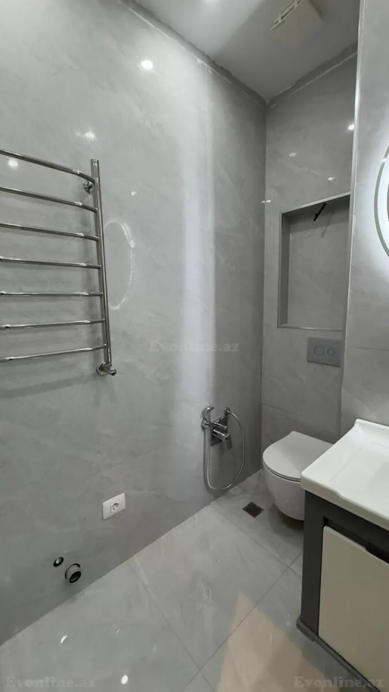 Satılır 2 otaqlı Mənzil Yeni tikili 92 m² 28 May m. - şəkil 4