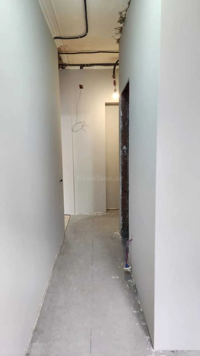 Bakı, Yasamal r.da 2 otaqlı mənzil satılır