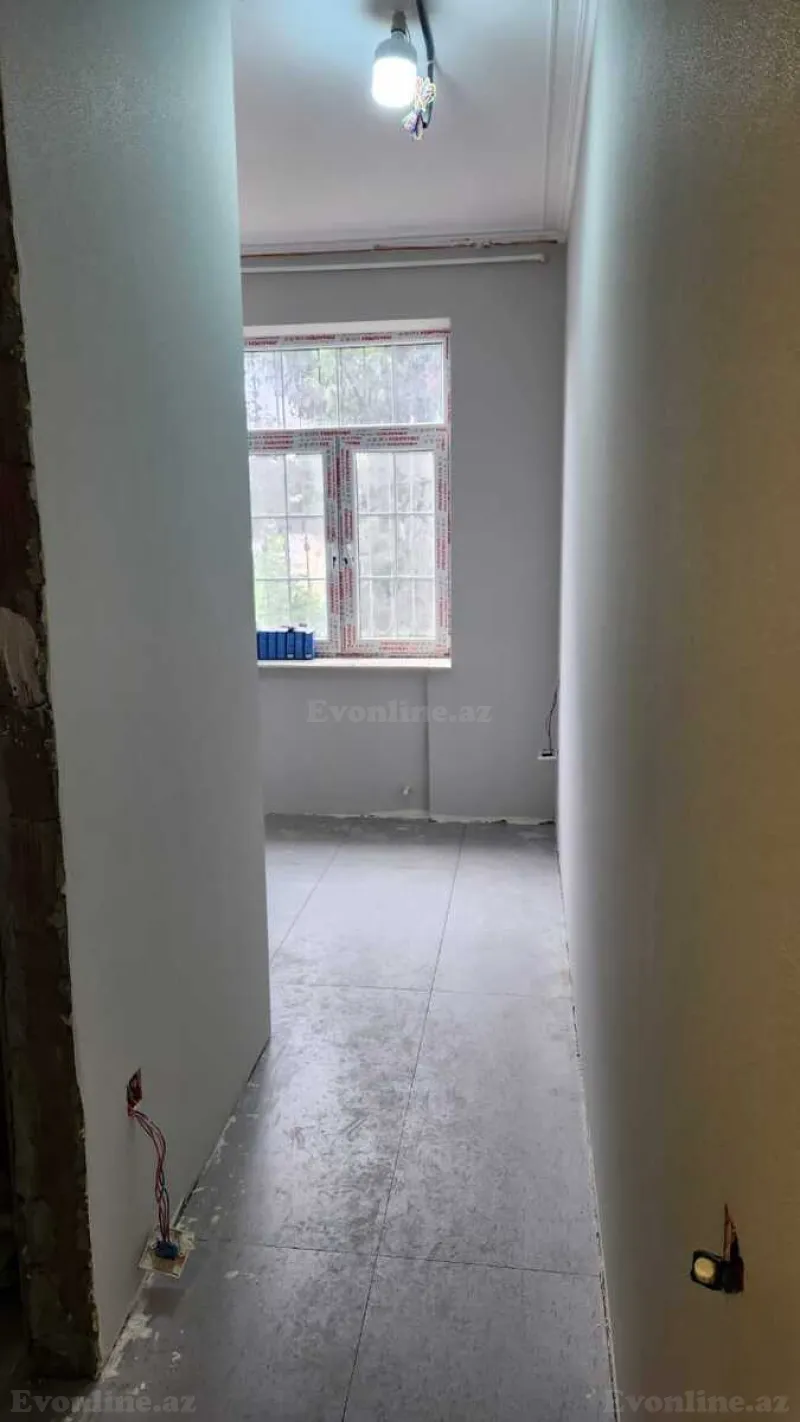 Satılır 2 otaqlı Mənzil Köhnə tikili 46 m² Yasamal r. - şəkil 3