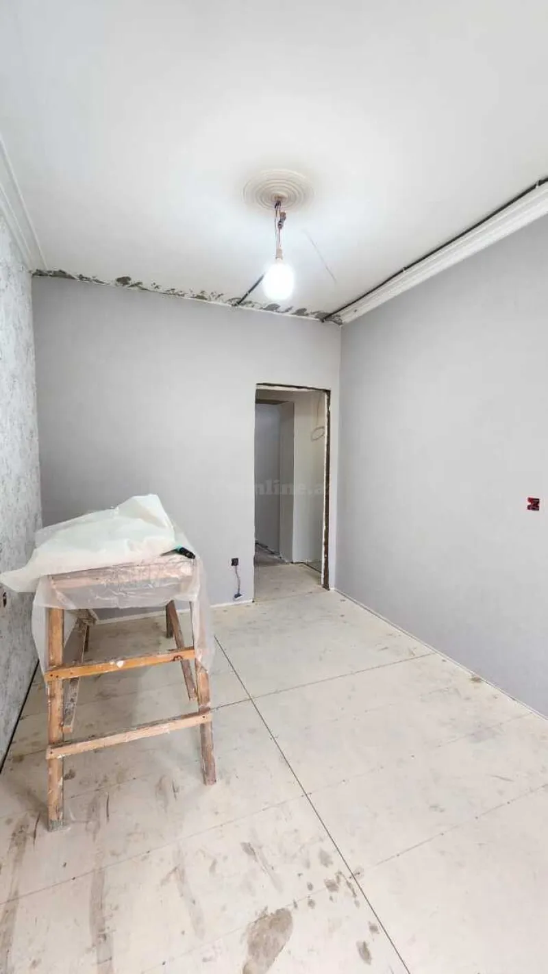 Satılır 2 otaqlı Mənzil Köhnə tikili 46 m² Yasamal r. - şəkil 7
