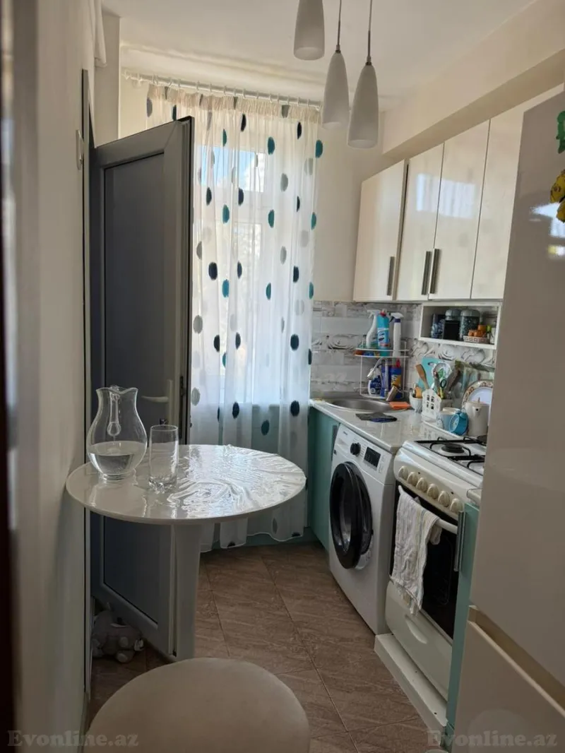 Satılır 3 otaqlı Mənzil Köhnə tikili 60 m² Nəsimi r. - şəkil 6