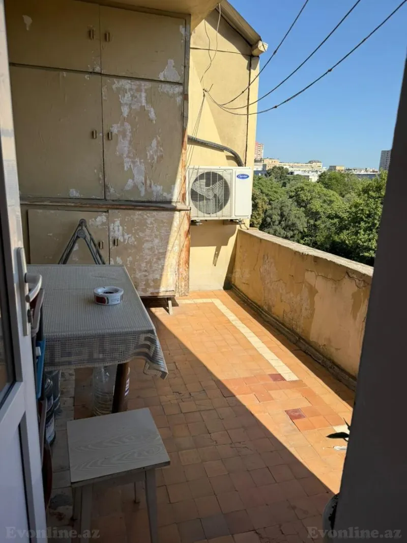 Satılır 3 otaqlı Mənzil Köhnə tikili 60 m² Nəsimi r. - şəkil 10