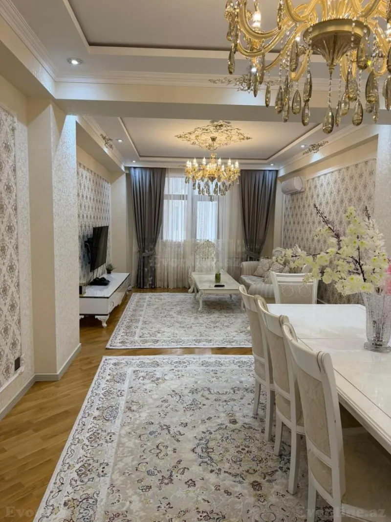 Satılır 4 otaqlı Mənzil Yeni tikili 165 m² Həzi Aslanov m.