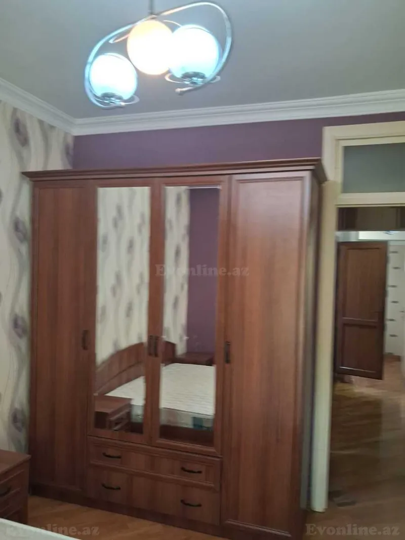 Kirayə verilir 2 otaqlı Mənzil Köhnə tikili 60 m² Həzi Aslanov m. - şəkil 4