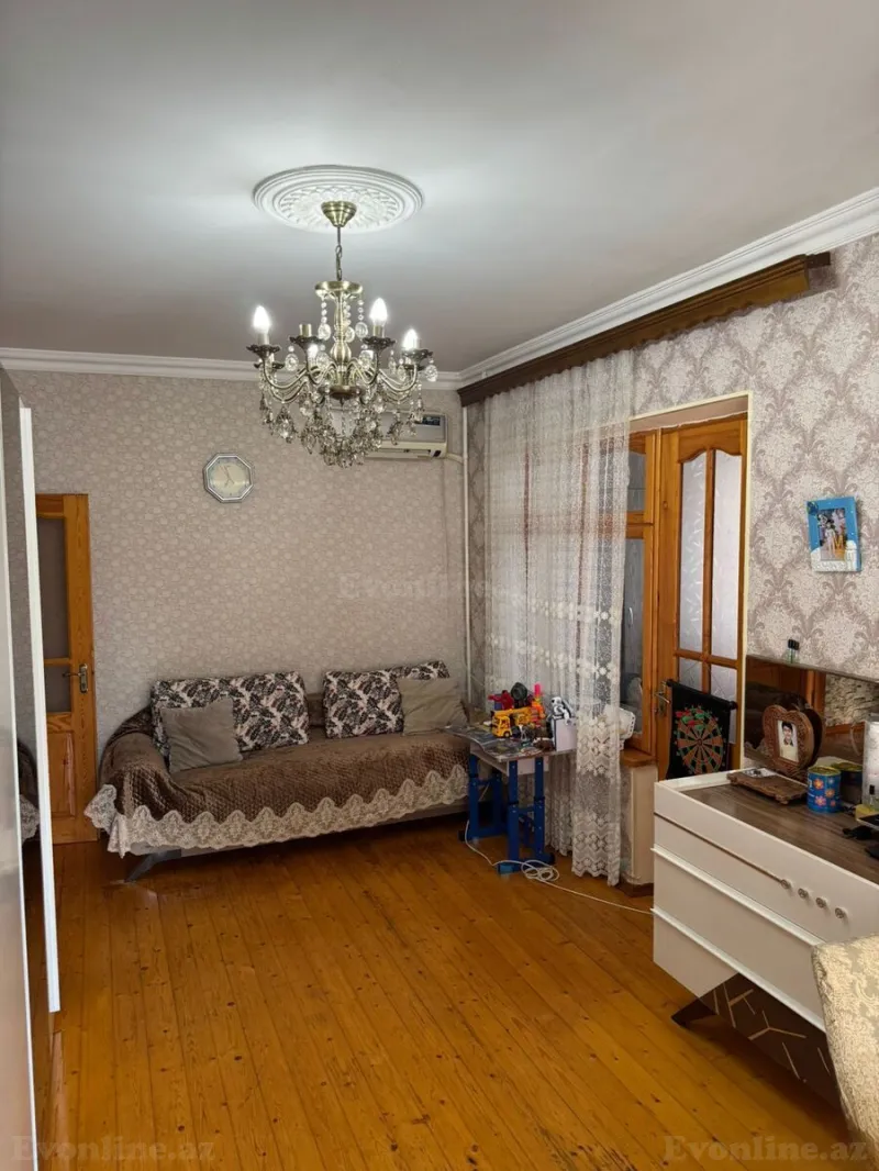 Satılır 2 otaqlı Mənzil Köhnə tikili 42 m² Qaraçuxur - şəkil 3