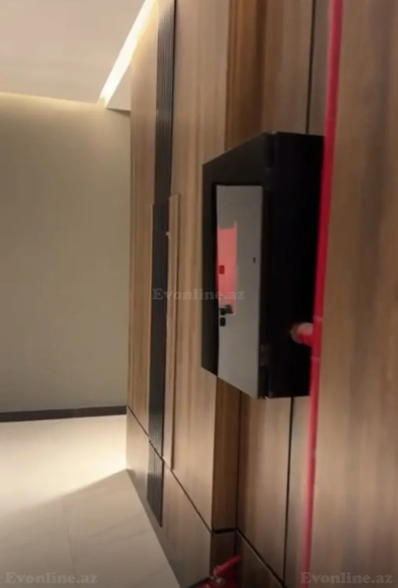 3 otaqlı Mənzil 107 m² Nərimanov r. Satılır