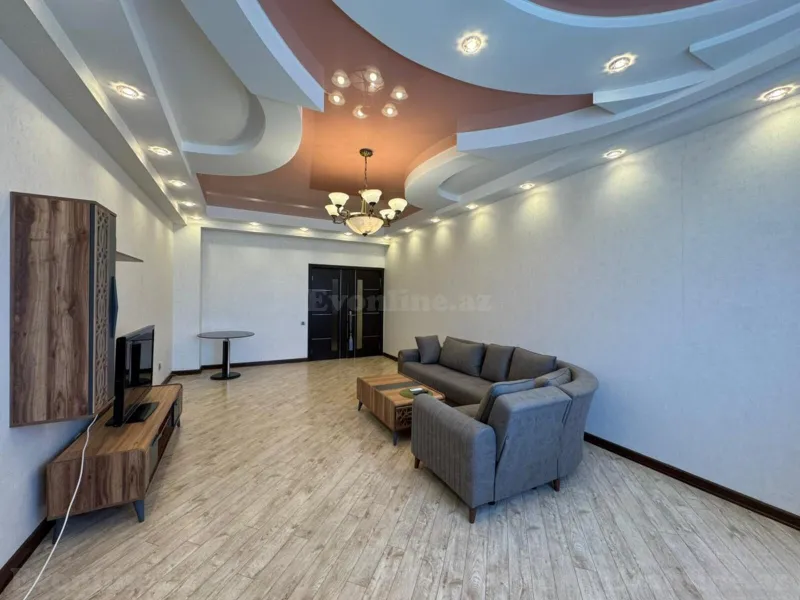 Kirayə verilir 7 otaqlı Mənzil Yeni tikili 240 m² Nərimanov r.
