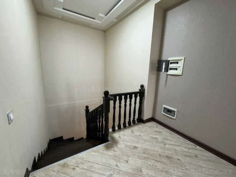 Kirayə verilir 7 otaqlı Mənzil Yeni tikili 240 m² Nərimanov r. - şəkil 12