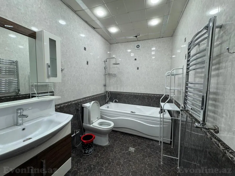 Kirayə verilir 7 otaqlı Mənzil Yeni tikili 240 m² Nərimanov r. - şəkil 21