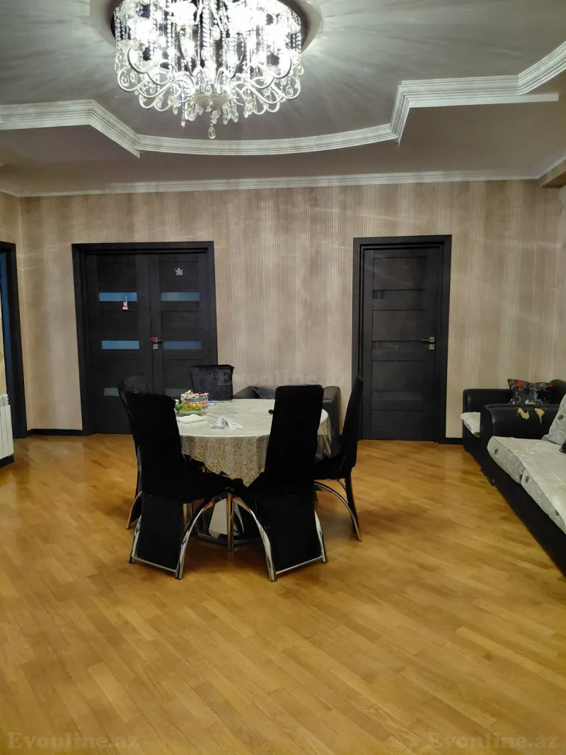 Satılır 5 otaqlı Mənzil Yeni tikili 140 m² Neftçilər m. - şəkil 10