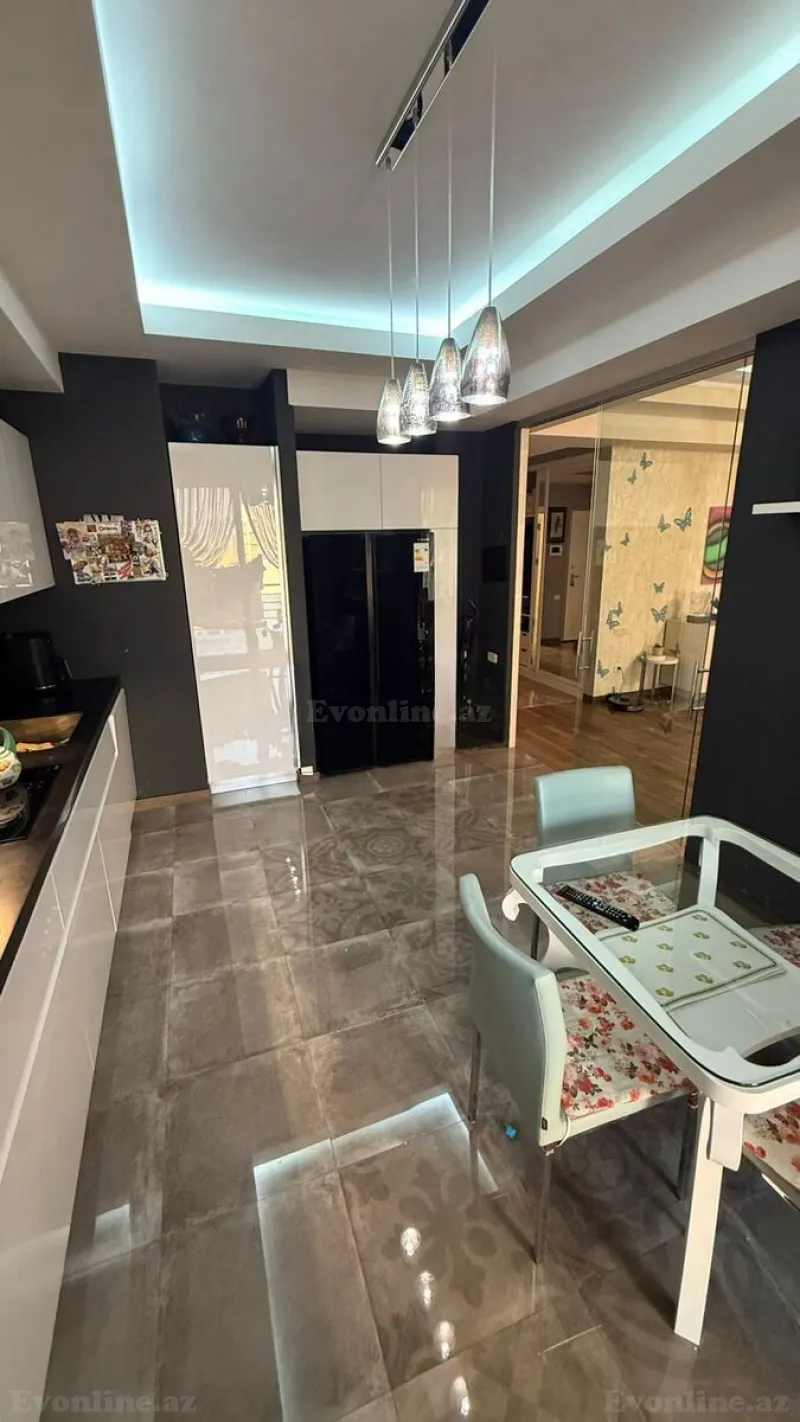 Satılır 3 otaqlı Mənzil Yeni tikili 160 m² Elmlər Akademiyası m. - şəkil 8