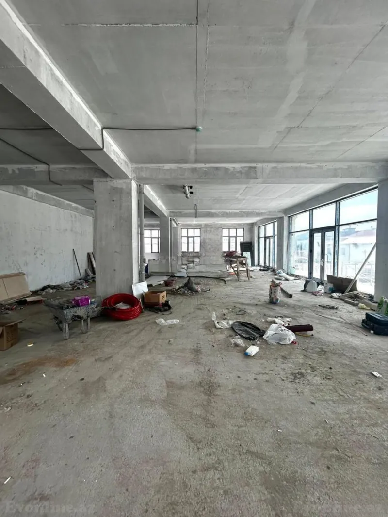 Kirayə verilir Obyekt 204 m² 9-cu mikrorayon - şəkil 5