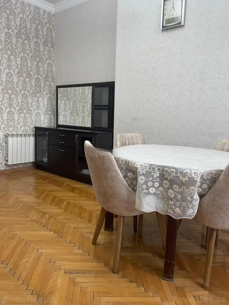Satılır 2 otaqlı Mənzil Köhnə tikili 55 m² Nizami m. - şəkil 2