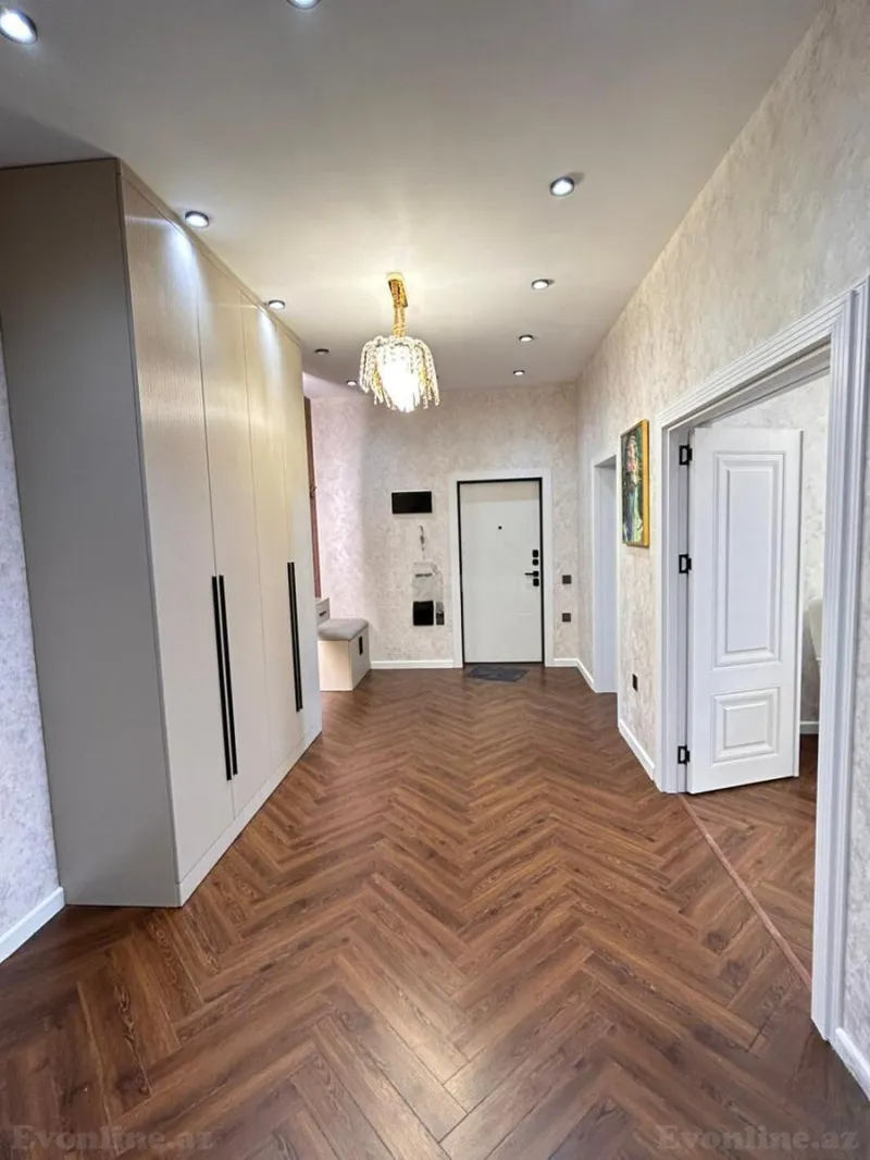 Satılır 3 otaqlı Mənzil Yeni tikili 138 m² Neftçilər m. - şəkil 14
