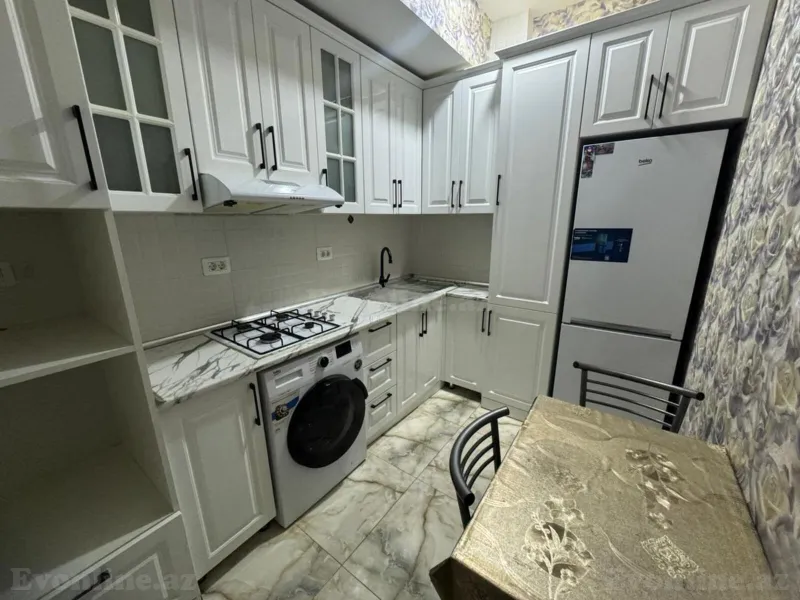 Kirayə verilir 3 otaqlı Mənzil Yeni tikili 90 m² Qara Qarayev m. - şəkil 15