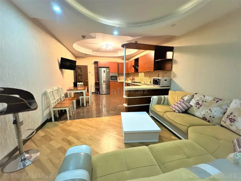 Kirayə verilir 4 otaqlı Mənzil Yeni tikili 200 m² Nərimanov r. - şəkil 11