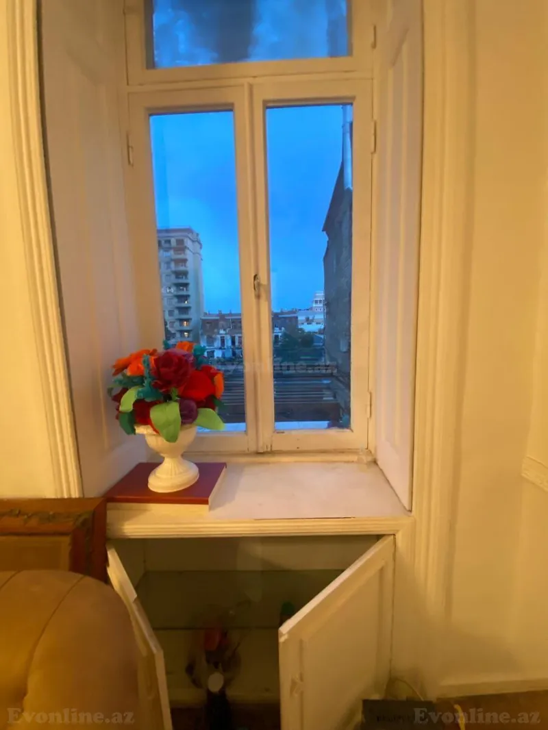 Kirayə verilir 3 otaqlı Mənzil Köhnə tikili 80 m² 28 May m. - şəkil 10