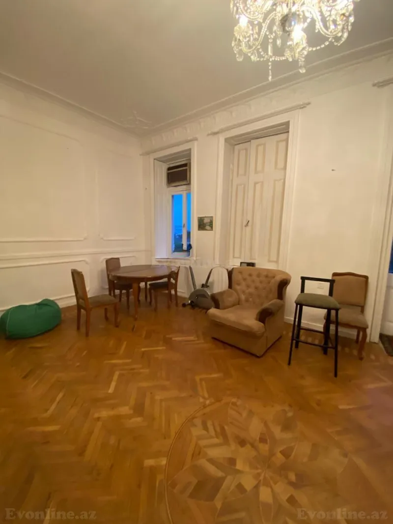 Kirayə verilir 3 otaqlı Mənzil Köhnə tikili 80 m² 28 May m. - şəkil 12