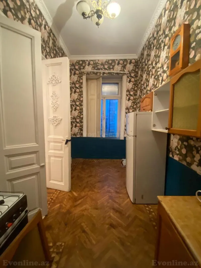 Kirayə verilir 3 otaqlı Mənzil Köhnə tikili 80 m² 28 May m. - şəkil 18