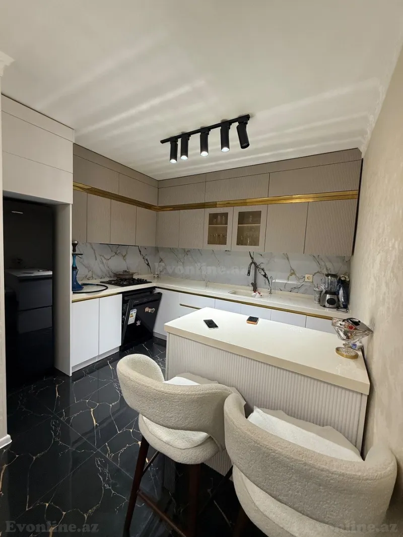 Kirayə verilir 2 otaqlı Mənzil Yeni tikili 92 m² Bakıxanov - şəkil 7