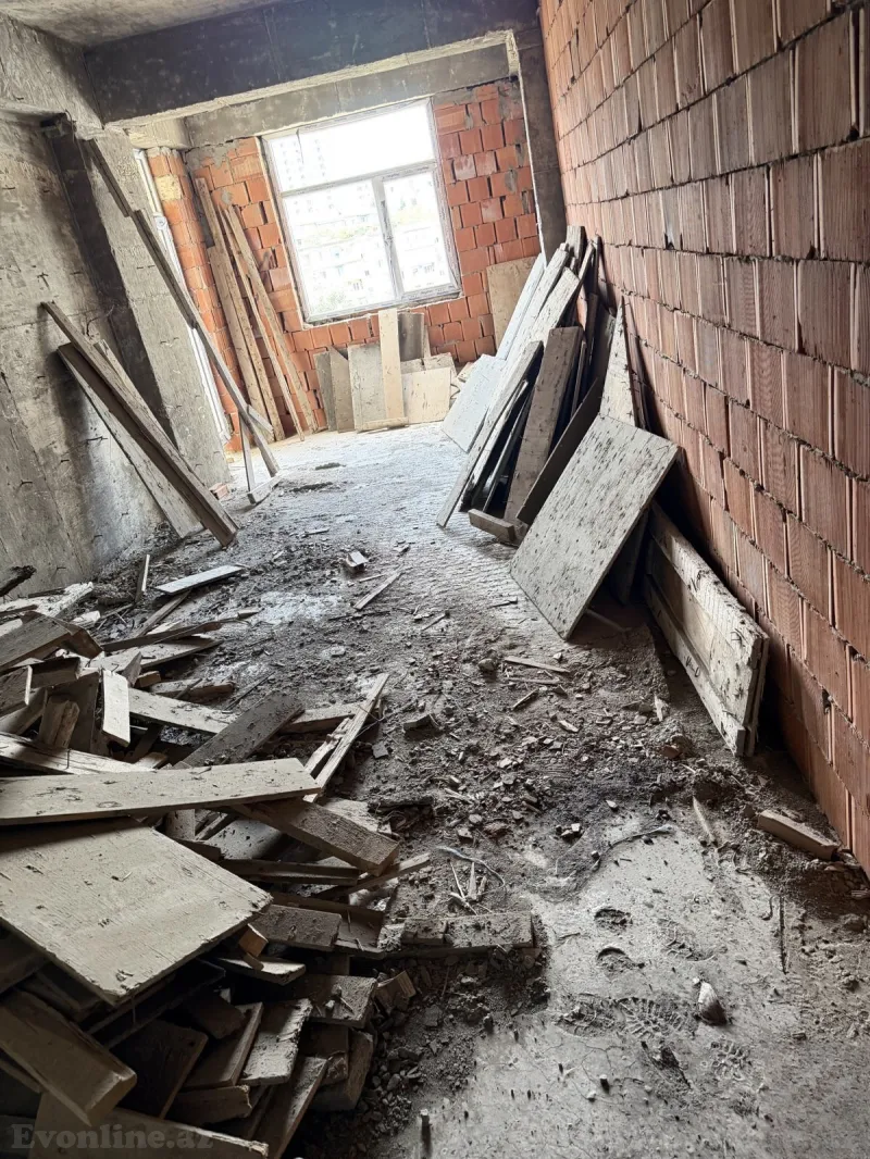 Satılır 2 otaqlı Mənzil Yeni tikili 106 m² 28 May m. - şəkil 5