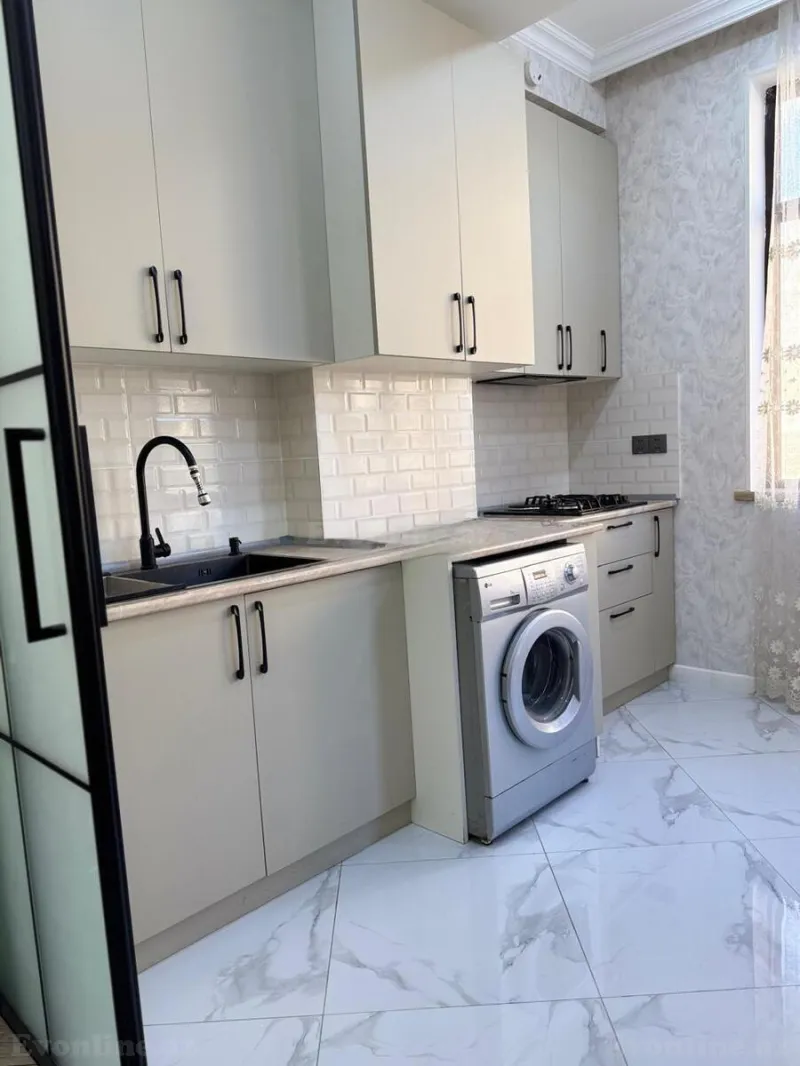 Kirayə verilir 2 otaqlı Mənzil Yeni tikili 70 m² 8 Noyabr m. - şəkil 3