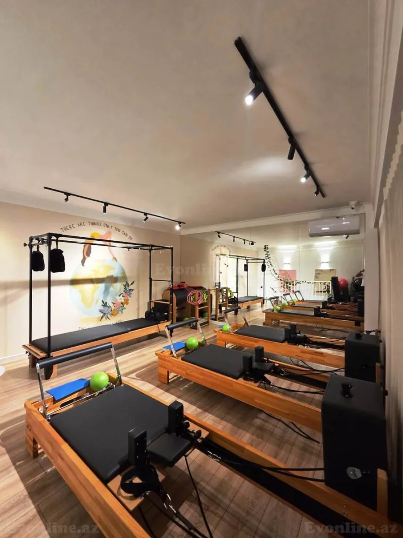 Kirayə verilir Obyekt 90 m² Elmlər Akademiyası m.