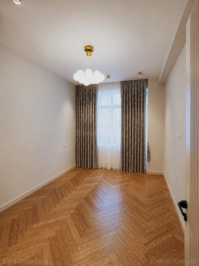 Satılır 4 otaqlı Mənzil Yeni tikili 185 m² Elmlər Akademiyası m. - şəkil 11