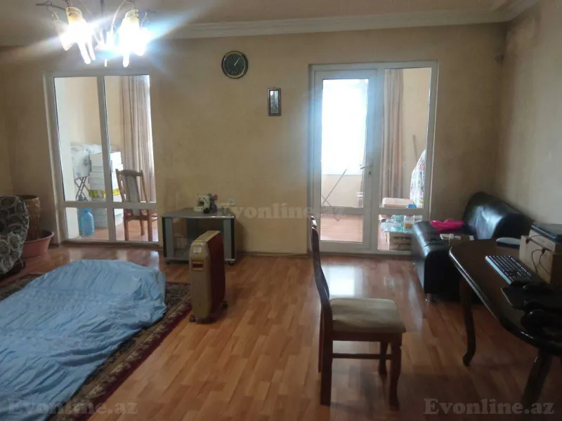 Satılır 3 otaqlı Mənzil Köhnə tikili 100 m² Elmlər Akademiyası m. - şəkil 2