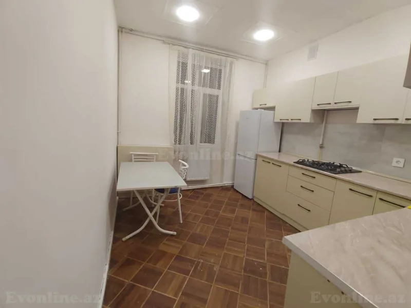 Kirayə verilir 2 otaqlı Mənzil Köhnə tikili 70 m² Elmlər Akademiyası m. - şəkil 7