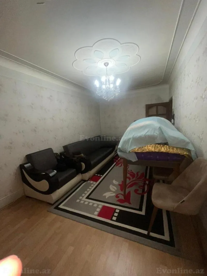 Kirayə verilir 2 otaqlı Mənzil Köhnə tikili 50 m² 8-ci mikrorayon