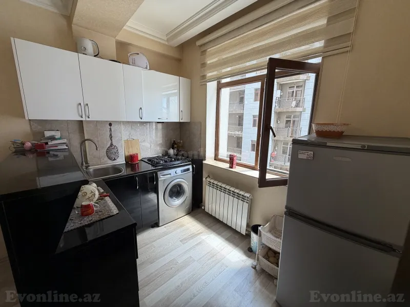 Satılır 2 otaqlı Mənzil Yeni tikili 60 m² İnşaatçılar m. - şəkil 4