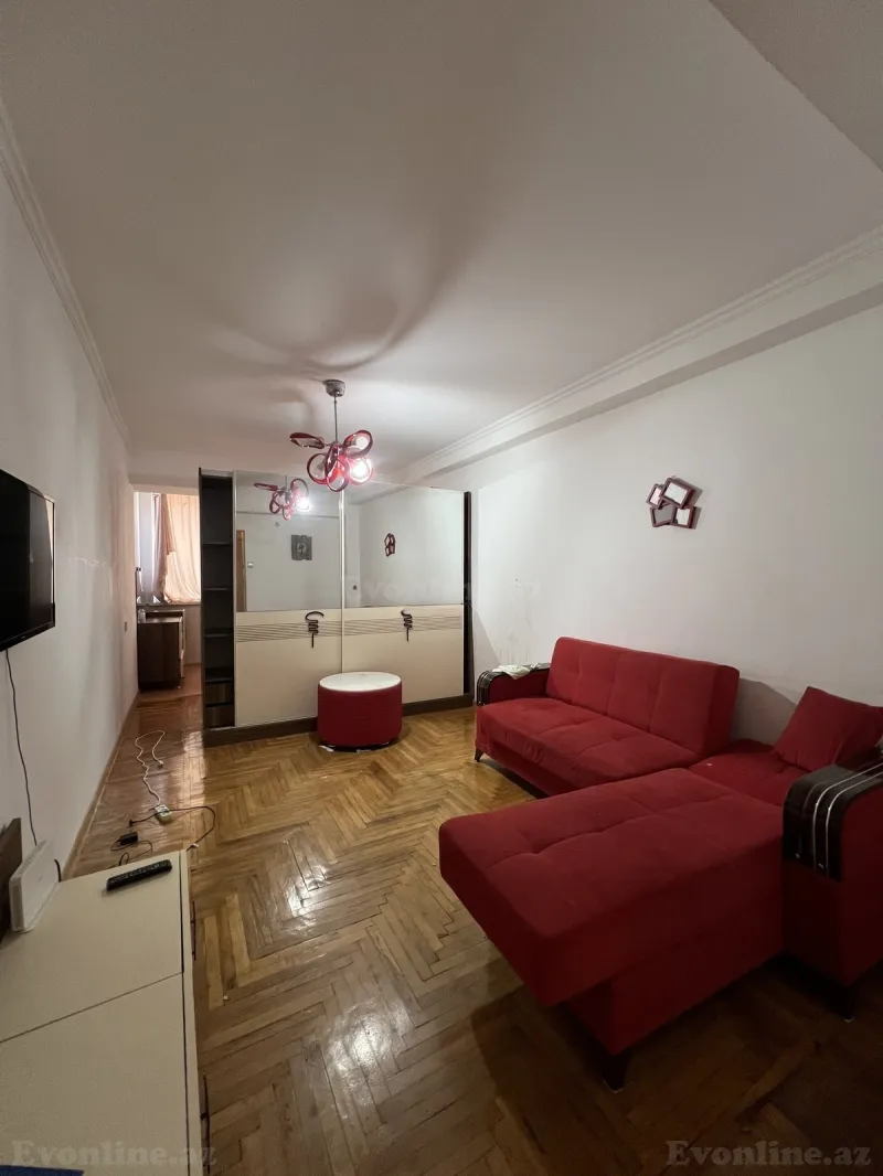 Kirayə verilir 1 otaqlı Mənzil Köhnə tikili 50 m² 28 May m.