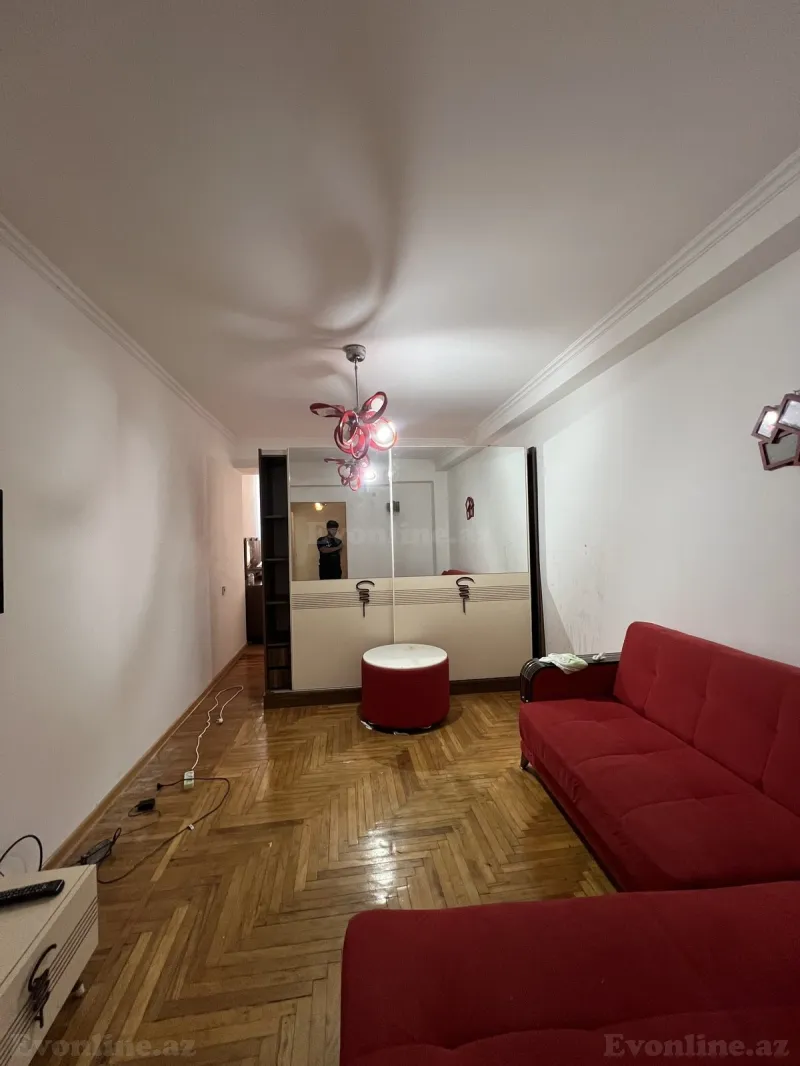 Kirayə verilir 1 otaqlı Mənzil Köhnə tikili 50 m² 28 May m. - şəkil 2