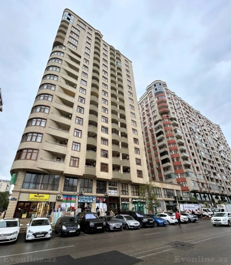 Satılır 4 otaqlı Mənzil Yeni tikili 184 m² Gənclik m. - şəkil 2